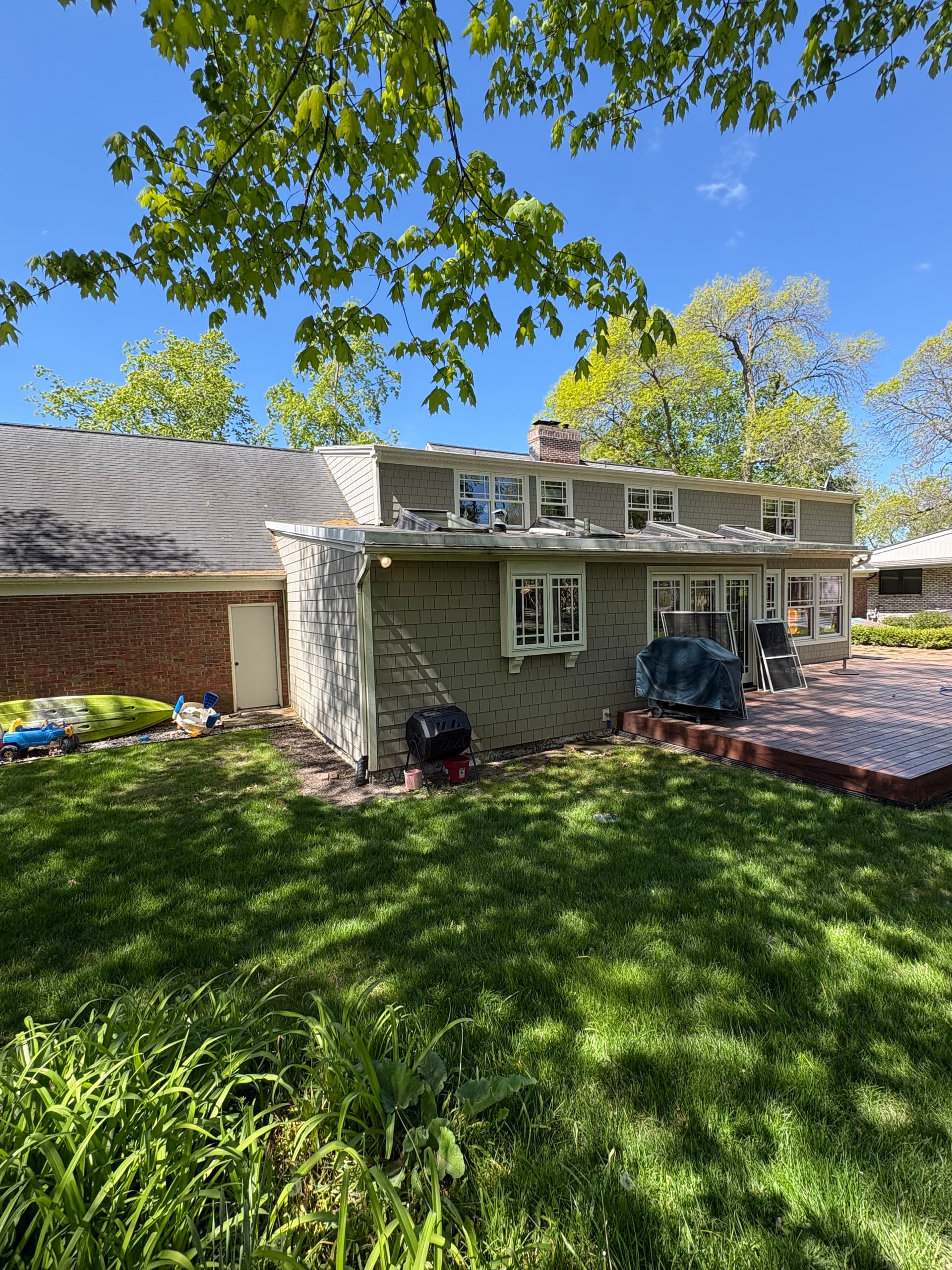 Gallery photos for Full Exterior Window and Screen Cleaning at Reeds Lake: Image #2