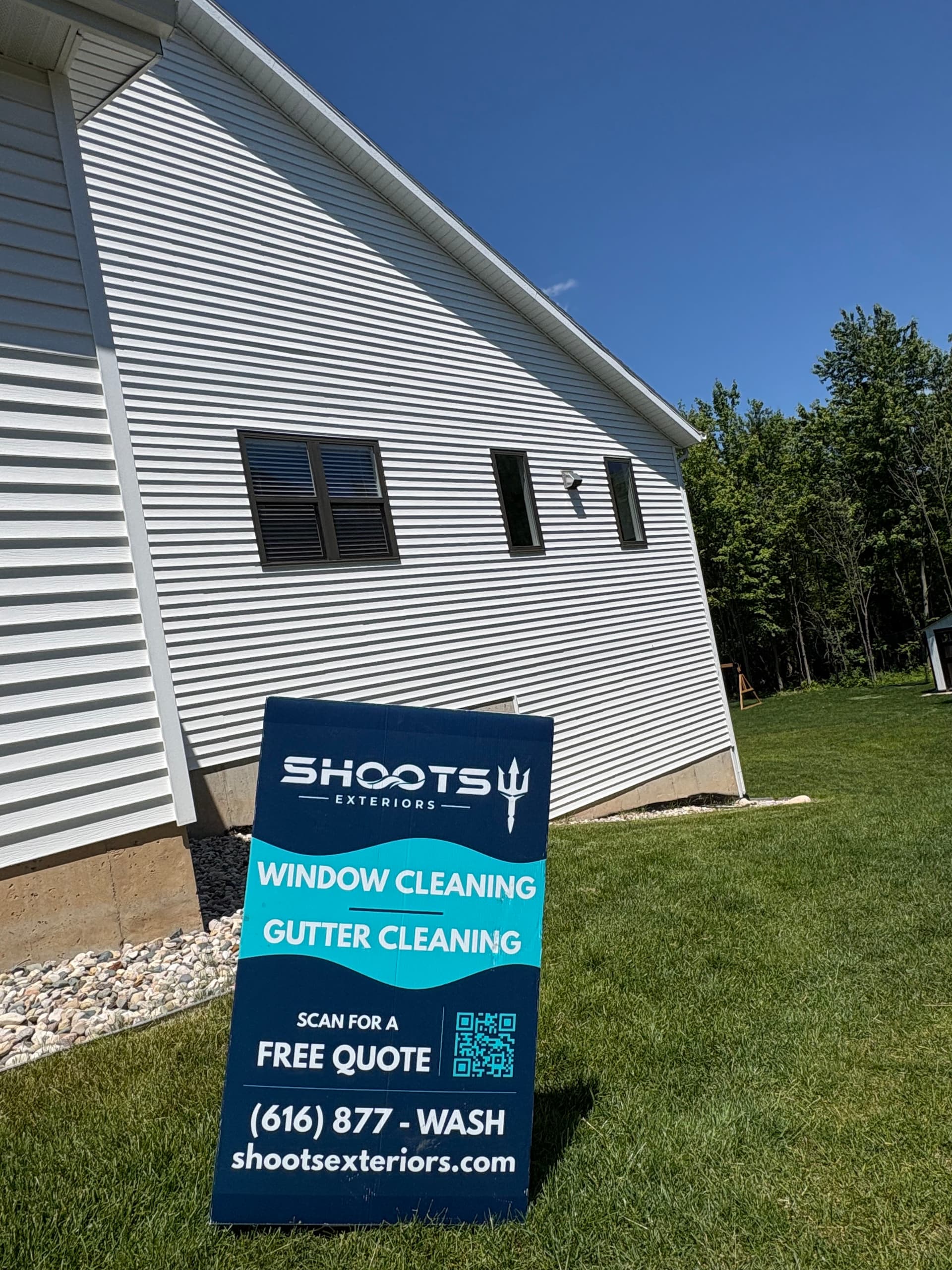 Gallery photos for Exterior Window and Screen Cleaning in Byron Center: Image #2