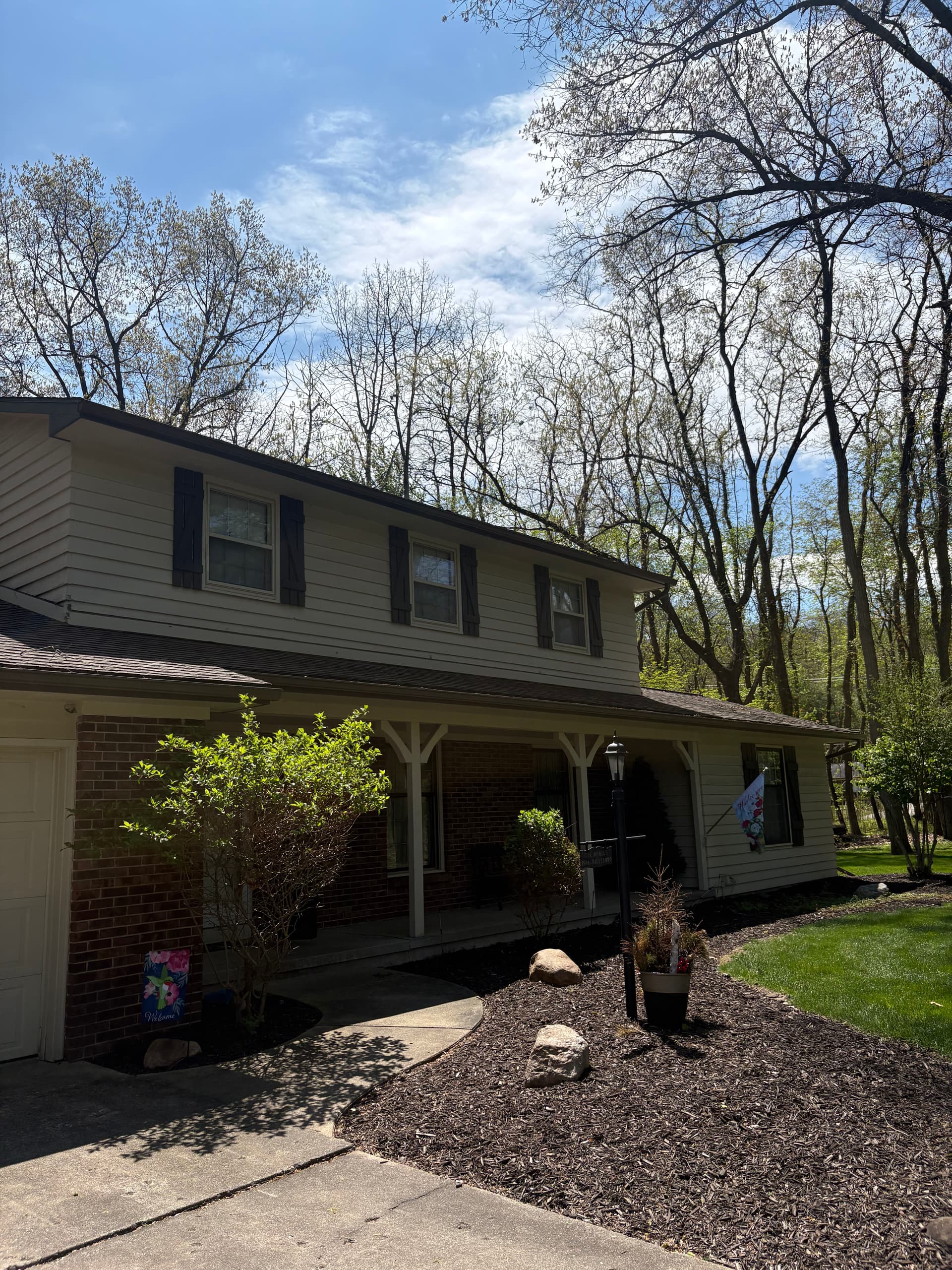 Gallery photos for Exterior Window and Skylight Cleaning in Forest Hills: Image #2